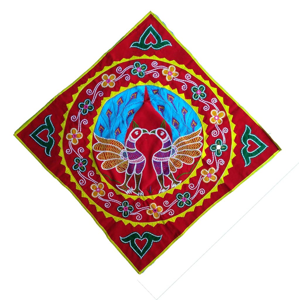 Chandua Handcrafted Unique Chandua (75cm x 75cm x 1cm, Multicolor), Designed Applique 